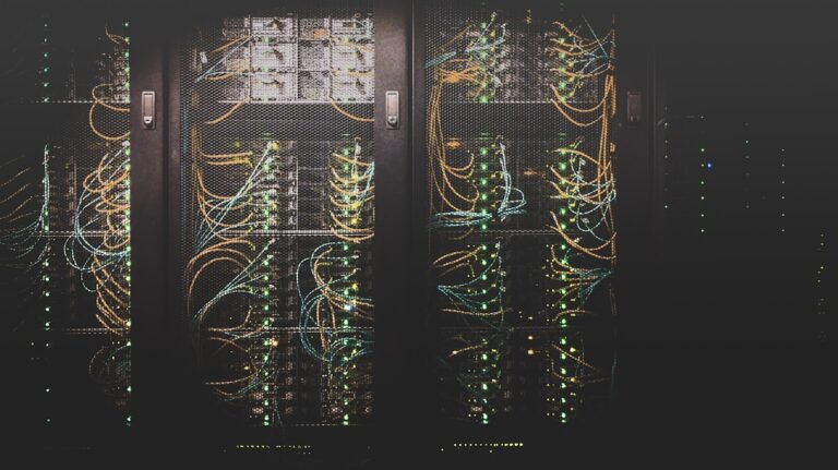Infraestructura de servidores que representa un workflow automatizado reutilizable